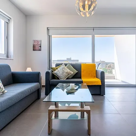 דירה Silver Line 1-bedroom & Balcony In *