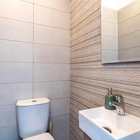 דירה Silver Line 1-bedroom & Balcony In